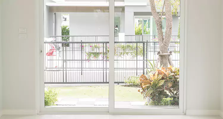 Balcony Screen Door Repair in Los Altos, CA