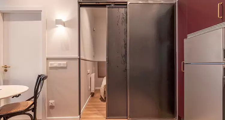 We Fix Closet Sliding Door in Los Altos, CA 