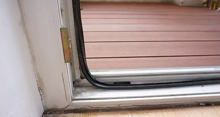 Why Choose Us for Leaking Sliding Glass Door Repair in Los Altos, CA?
